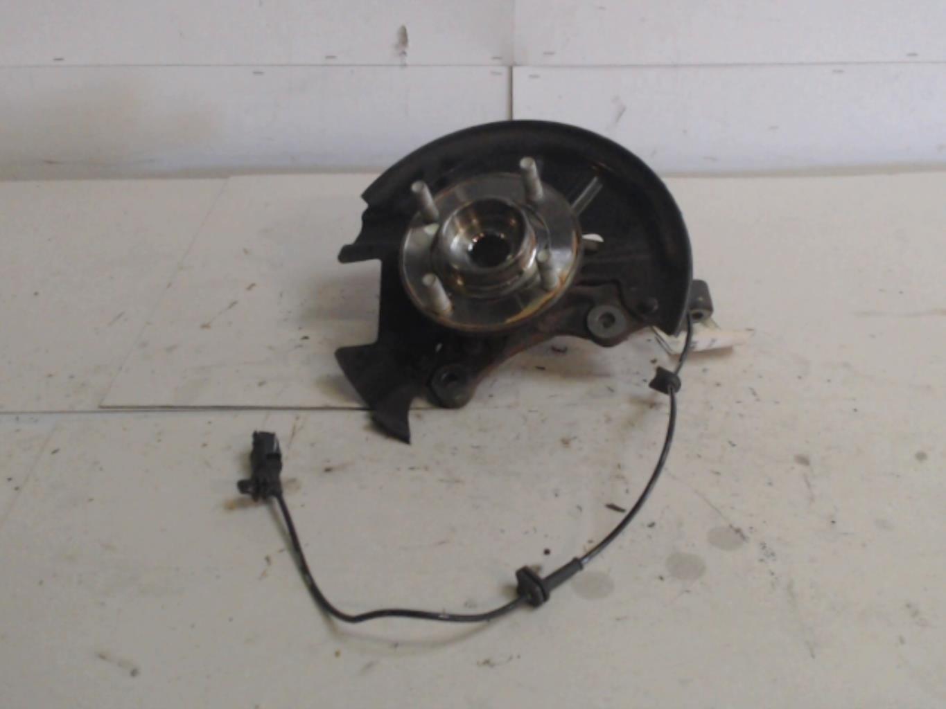 Fusee avant droit FORD KA+ Essence - 1