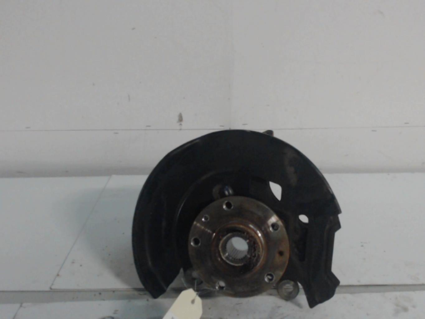 Fusee avant gauche RENAULT KADJAR PHASE 2  - 1