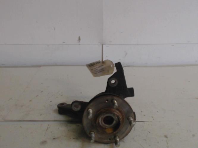Fusee avant gauche - KIA...