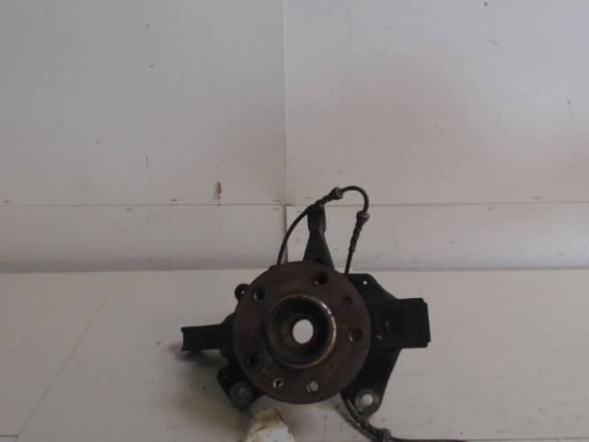 Fusee avant gauche -...