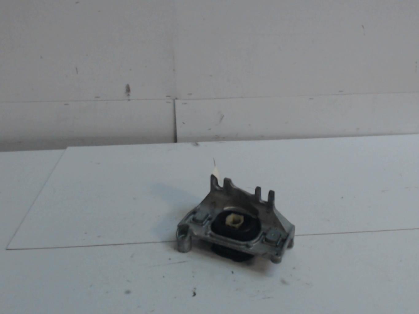 Support de boite RENAULT CLIO 4 PHASE 2  - 1