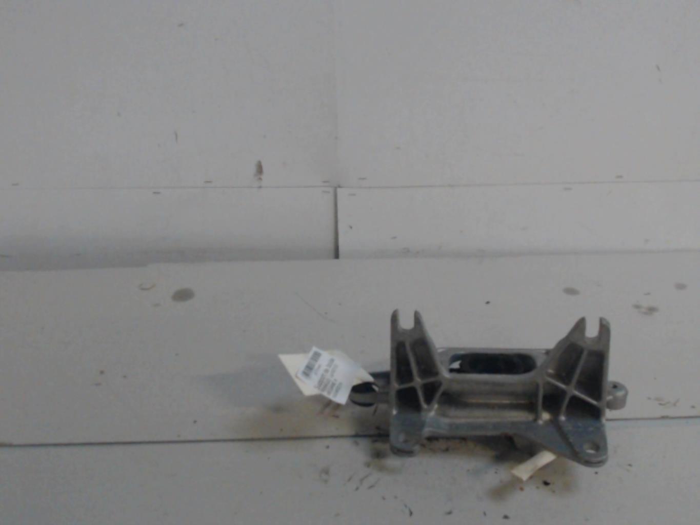 Support de boite RENAULT MEGANE 4  - 1