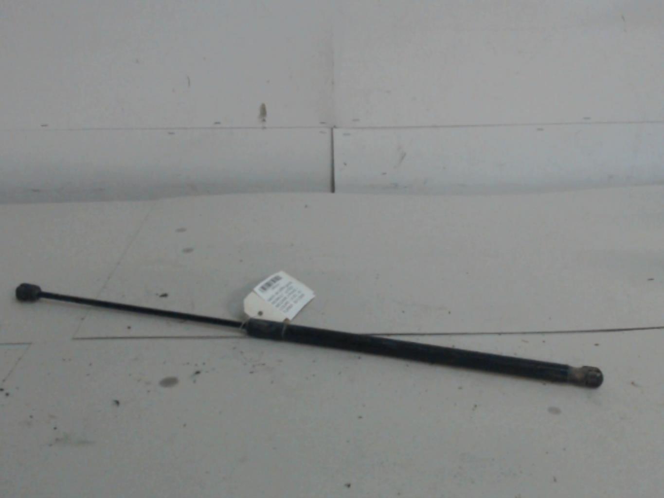 Verin de coffre gauche RENAULT MEGANE 3 PHASE 1 COUPE Diesel - 1
