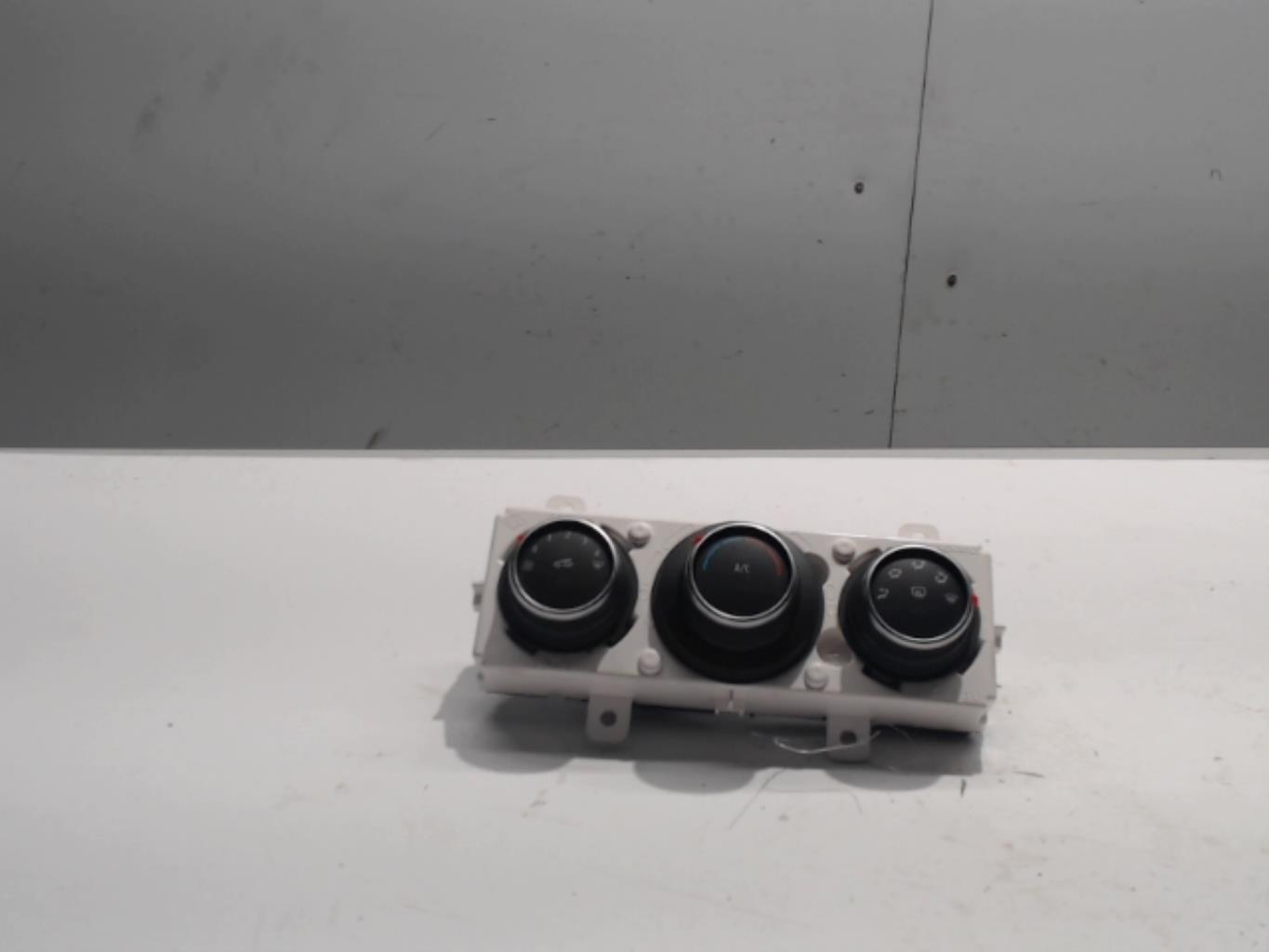 Commande chauffage RENAULT MASTER 3  - 1