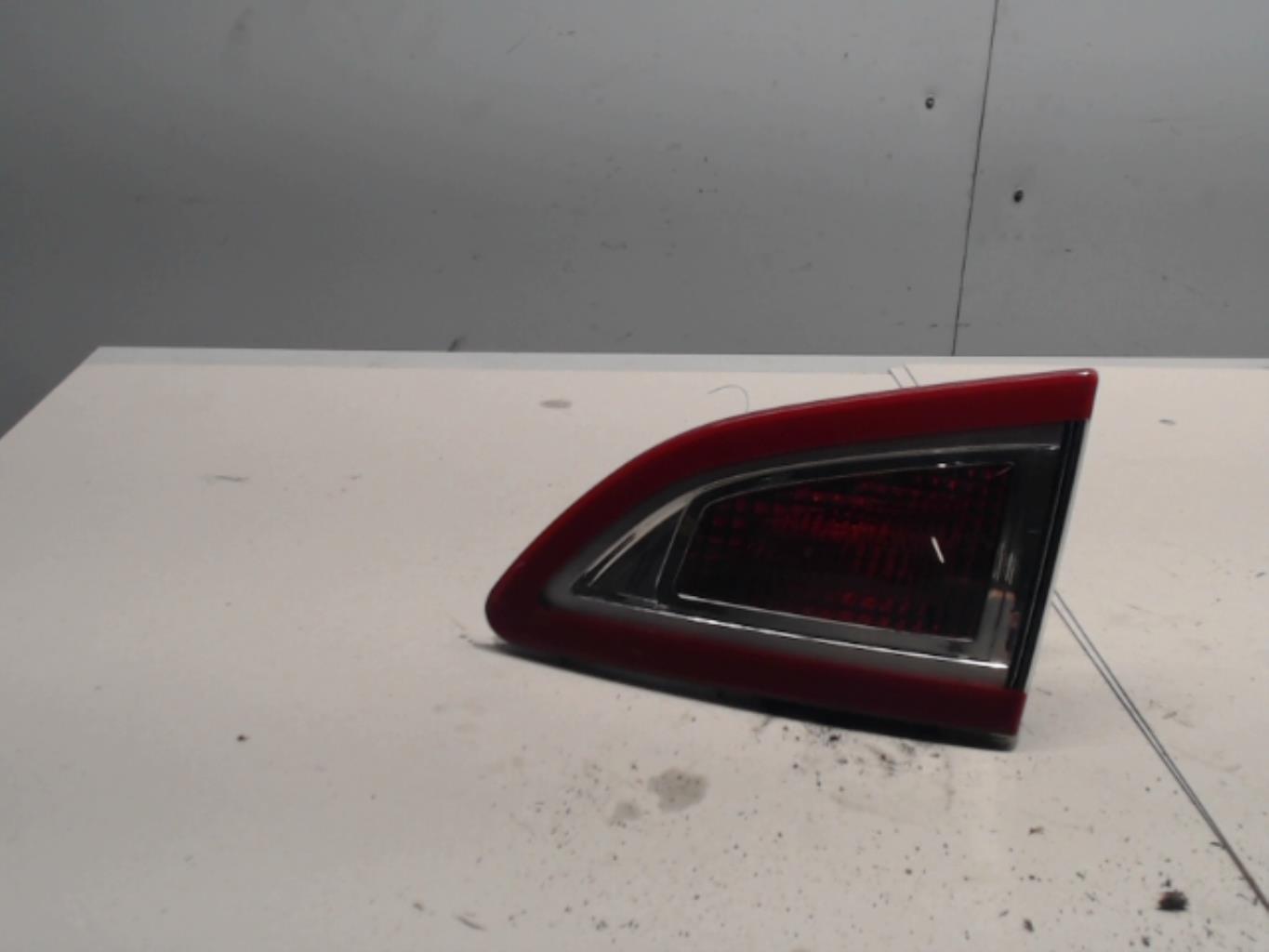 Feu arriere secondaire droit (feux) RENAULT SCENIC 3 PHASE 1 Diesel - 1