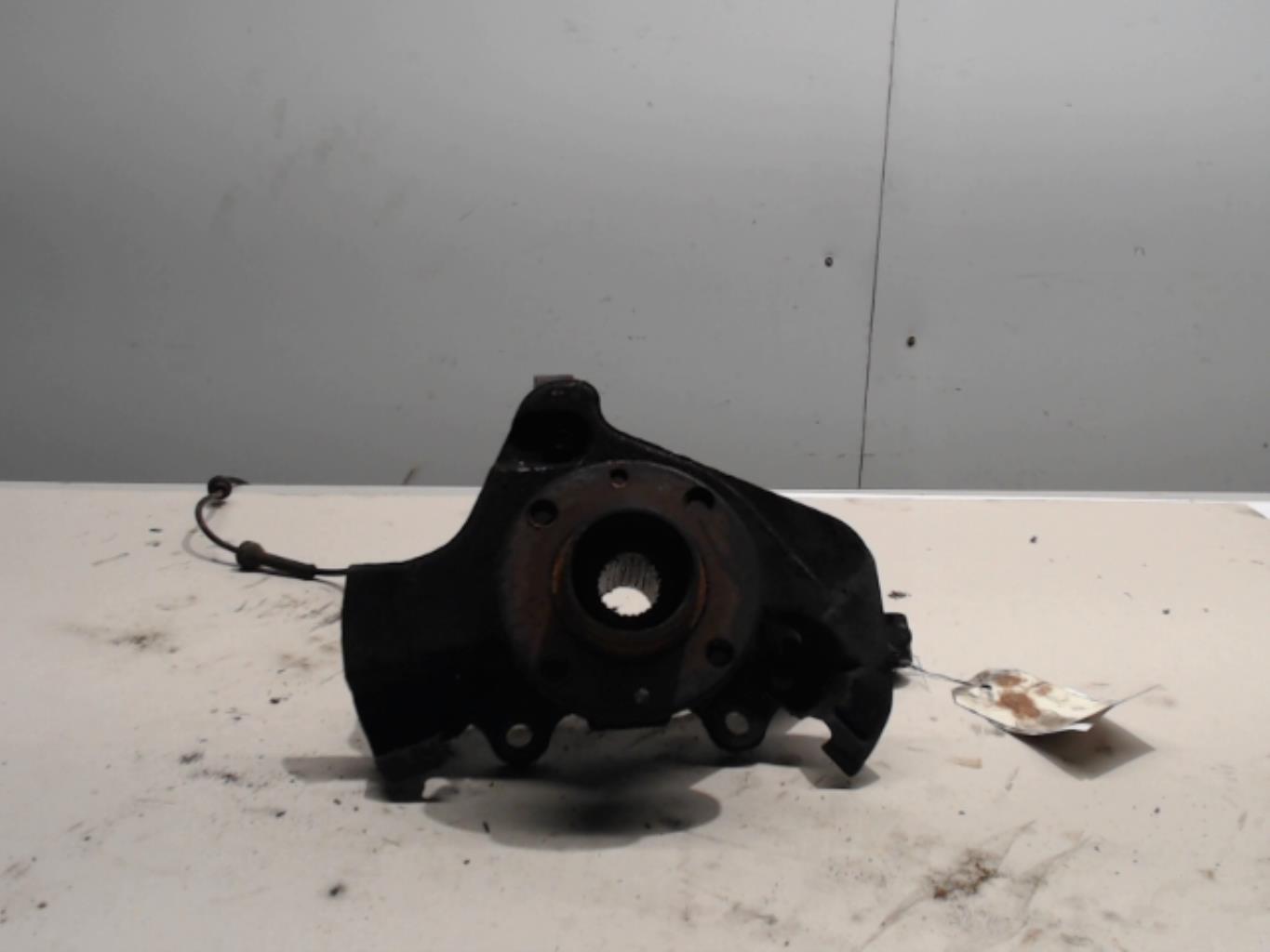 Fusee avant droit FIAT QUBO Diesel - 1
