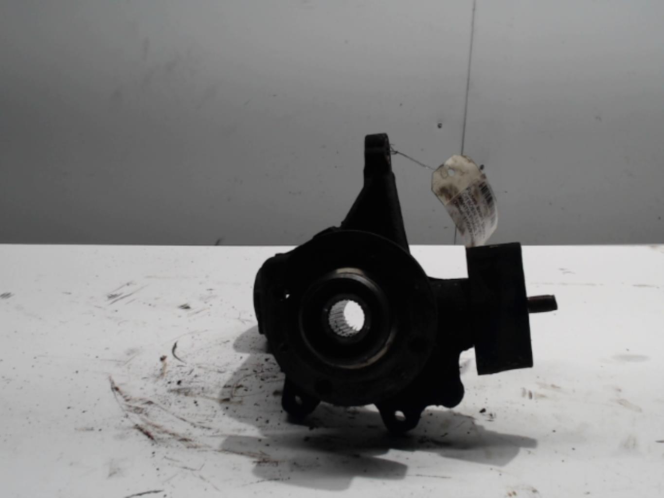 Fusee avant gauche CITROEN XANTIA PHASE 2 Diesel - 1
