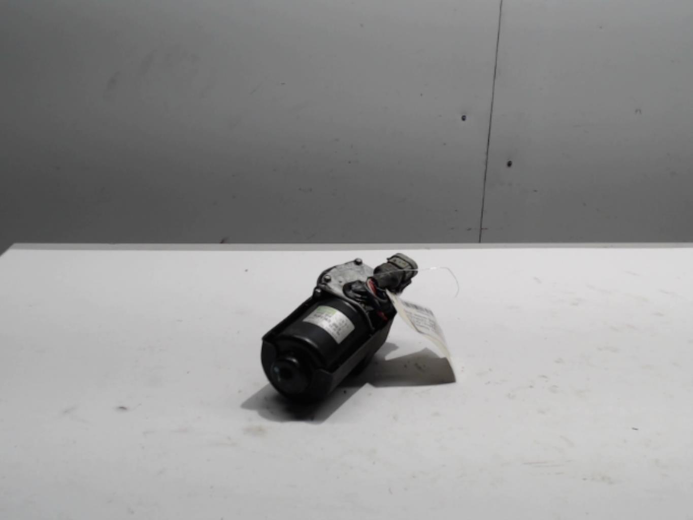 Moteur essuie glace avant -...