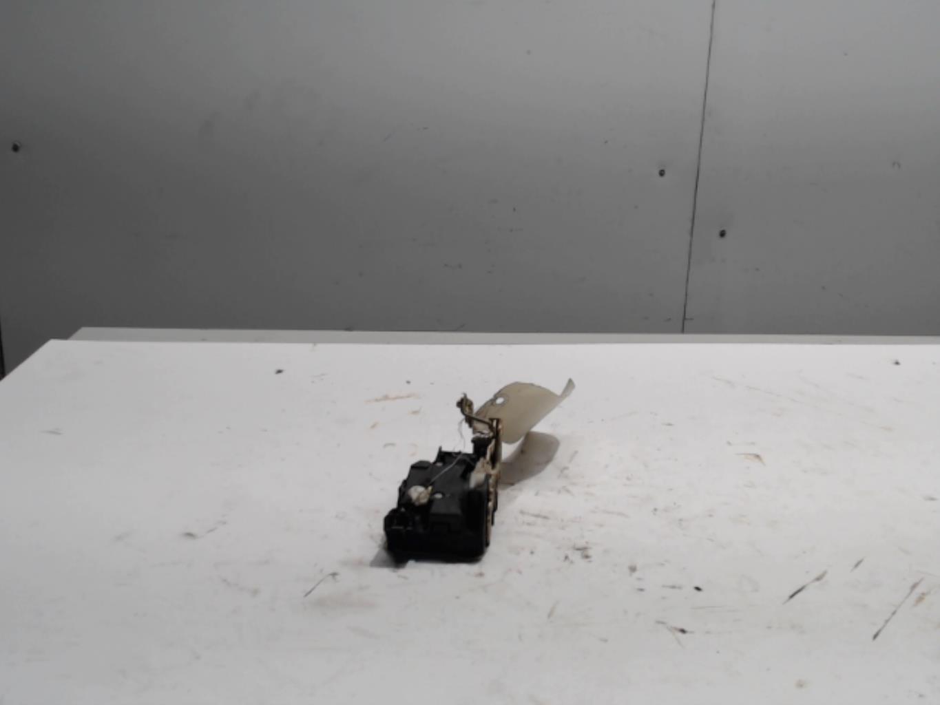 Serrure arriere droit RENAULT CLIO 1 PHASE 1 Essence - 1