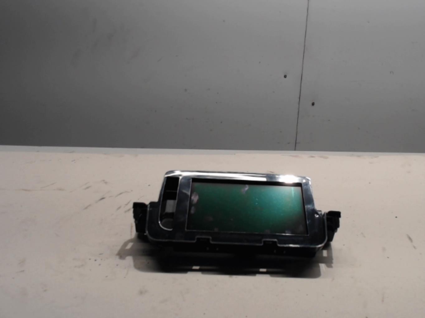 Ecran GPS - RENAULT MEGANE...