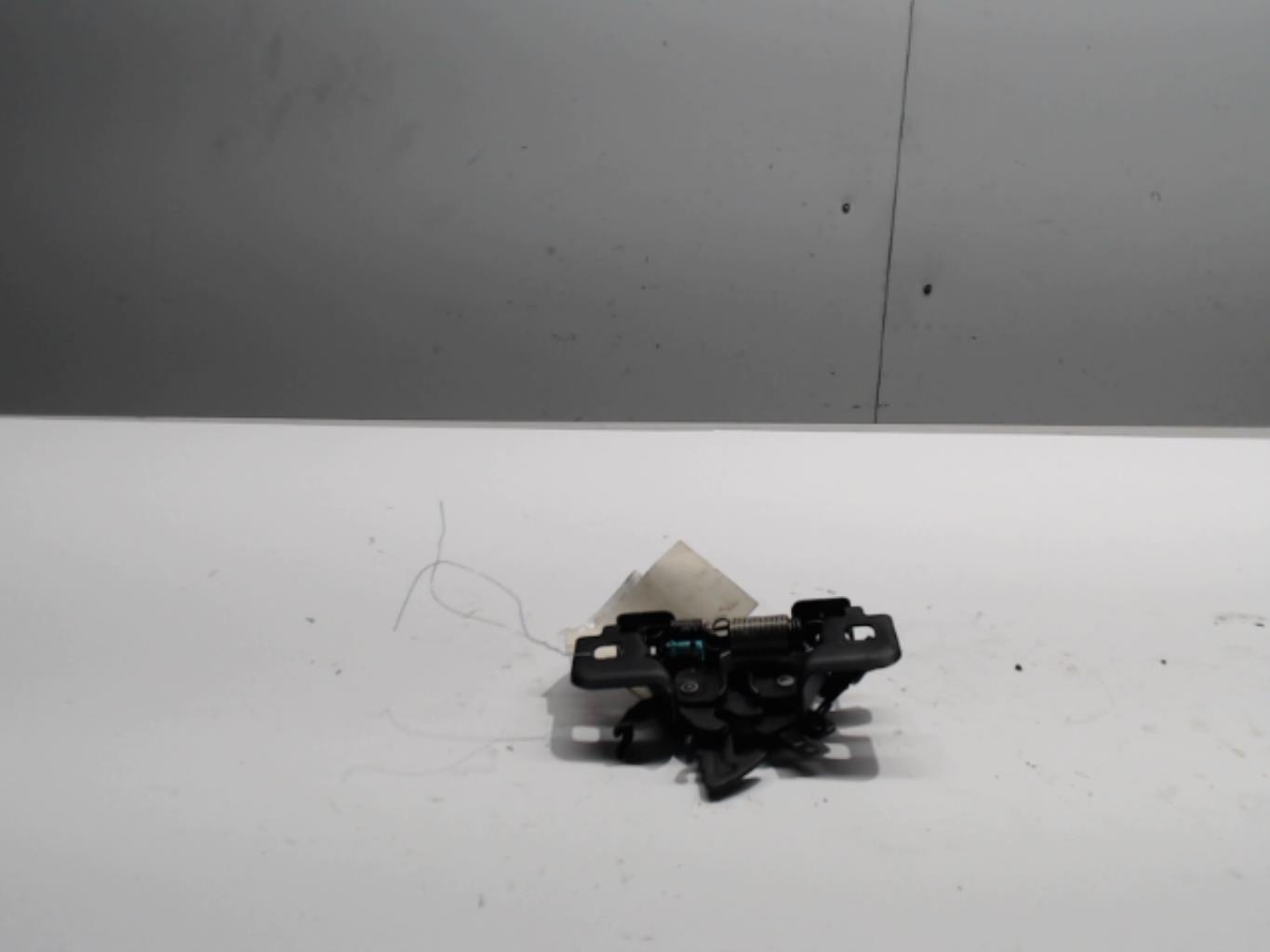 Fermeture de capot RENAULT CLIO 4 PHASE 2 Essence - 1