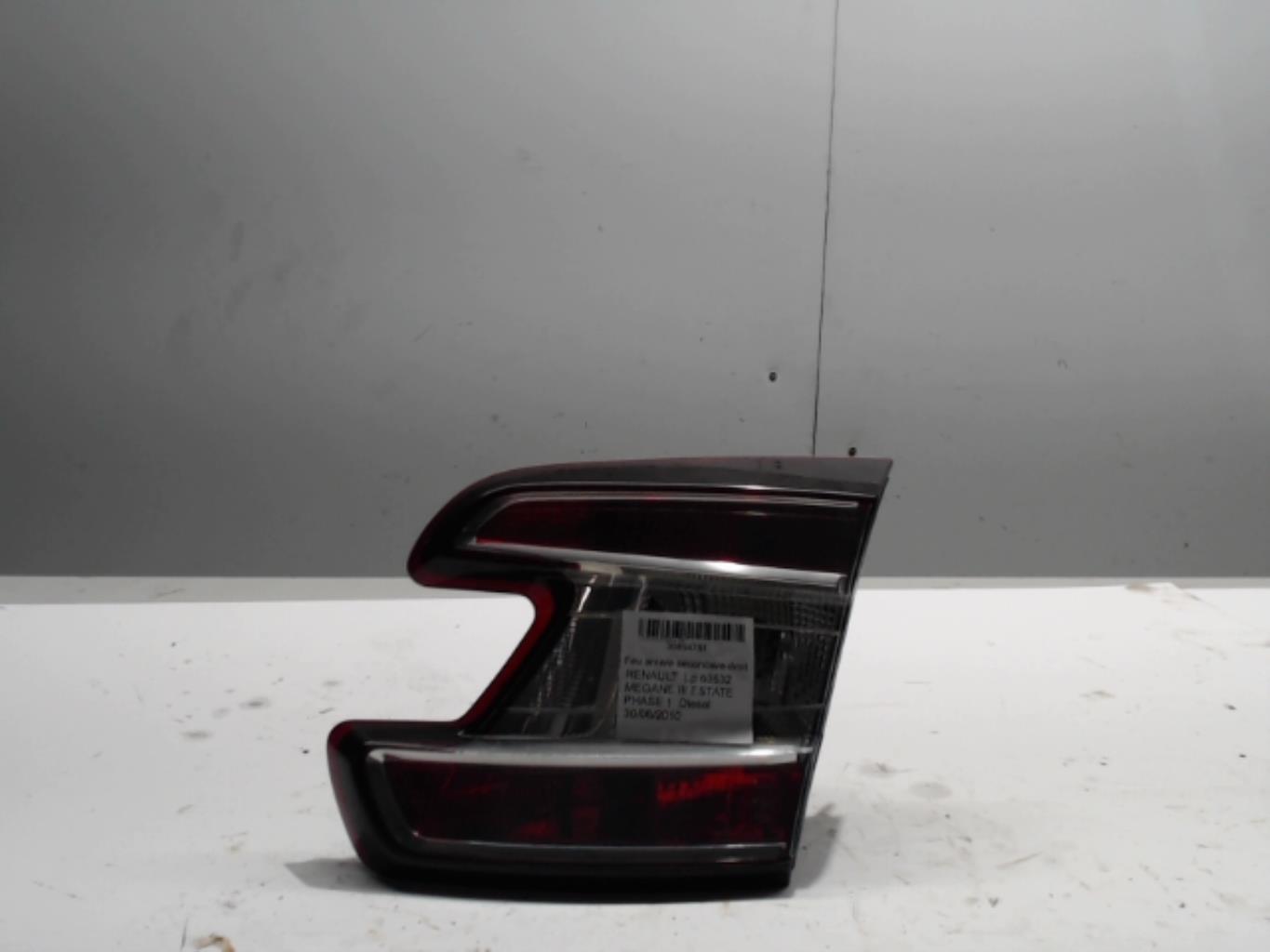 Feu arriere secondaire droit (feux) RENAULT MEGANE 3 PHASE 1 BREAK Diesel - 1