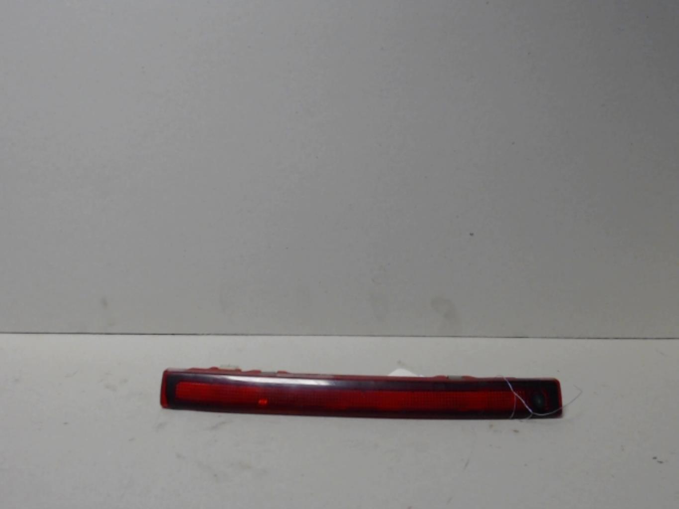 Feu arriere stop central RENAULT MEGANE 2 PHASE 1 Diesel - 1