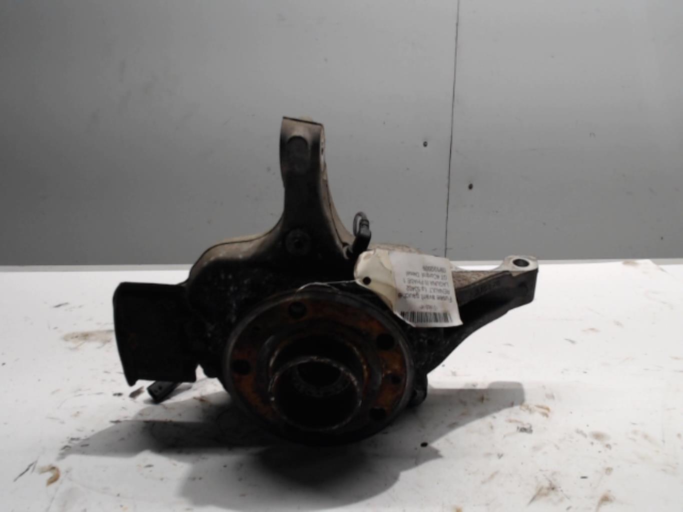Fusee avant gauche RENAULT LAGUNA 3 PHASE 1 Diesel - 1