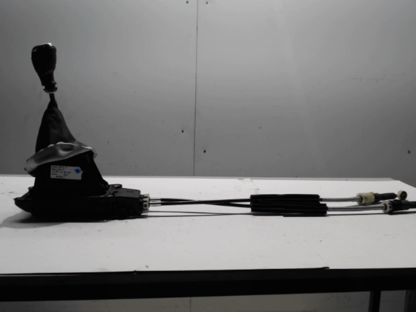 Levier de vitesses RENAULT CLIO 4 PHASE 2 Essence - 1
