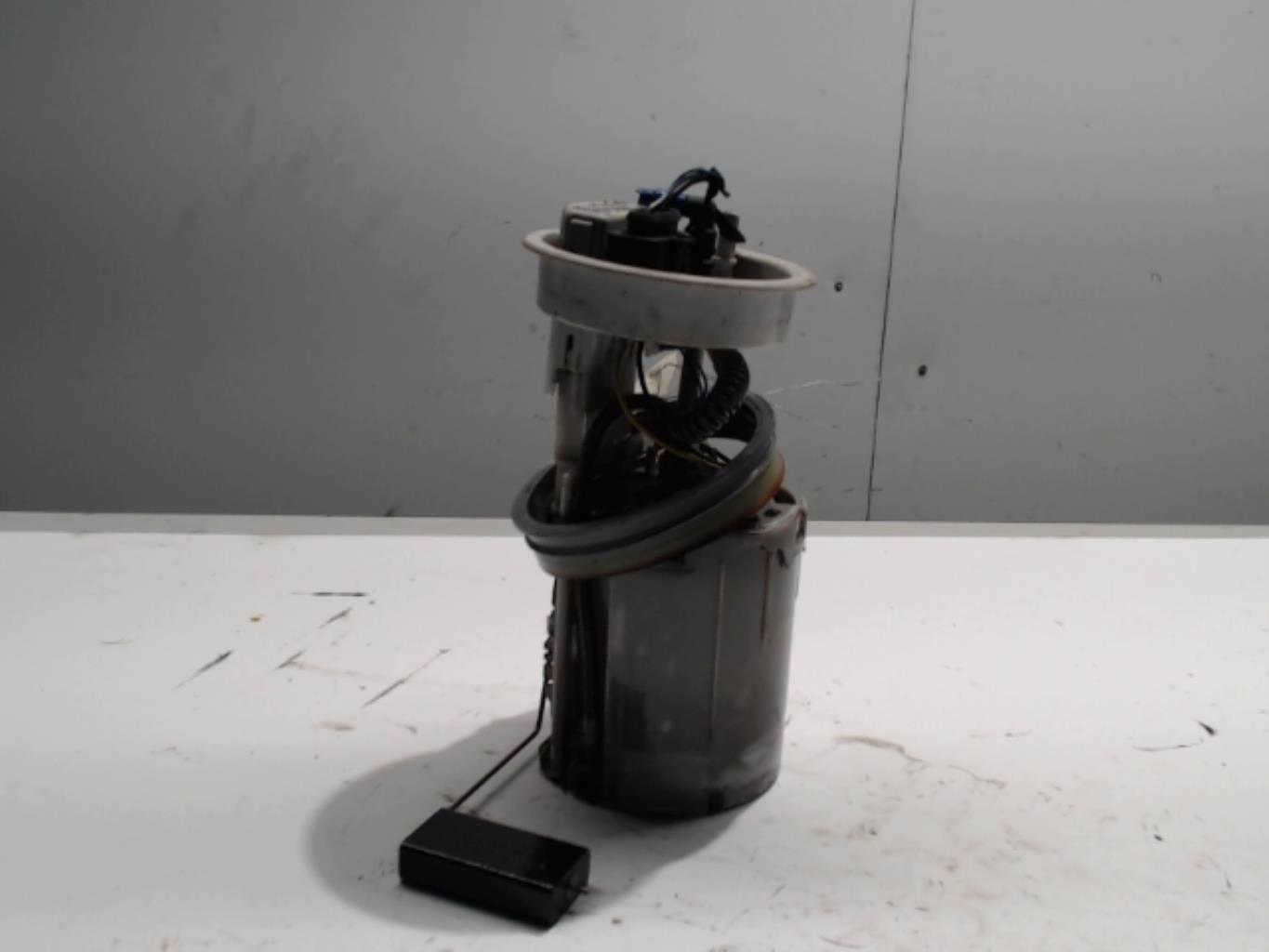 Pompe immergee VOLKSWAGEN POLO 4 PHASE 1 Diesel - 1