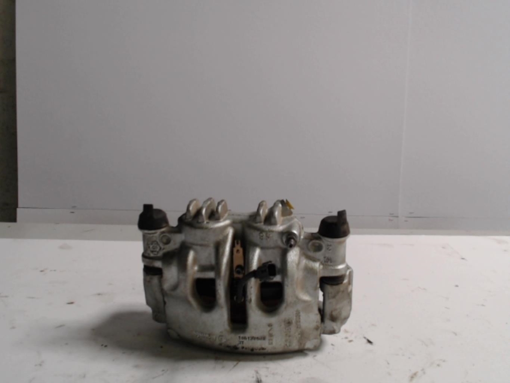 Etrier avant gauche (freinage) RENAULT MASTER 3  - 1