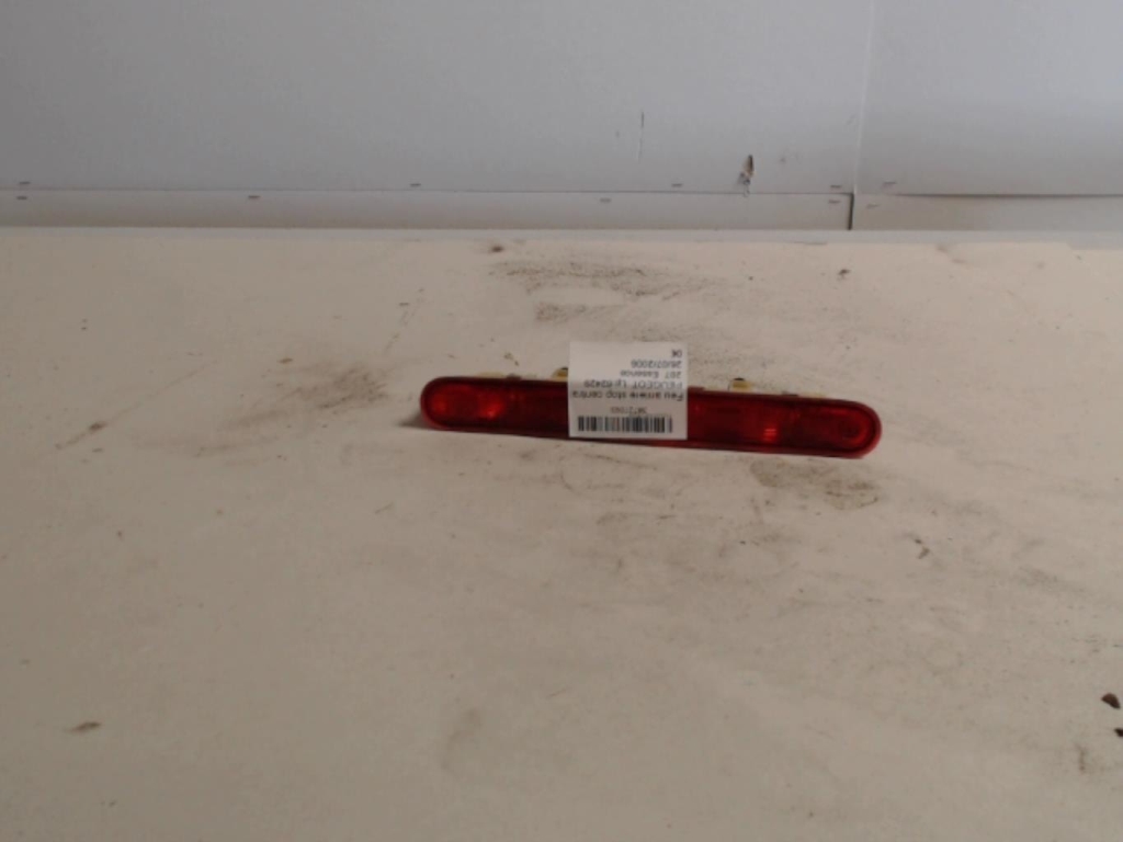 Feu arriere stop central PEUGEOT 207 Essence - 1