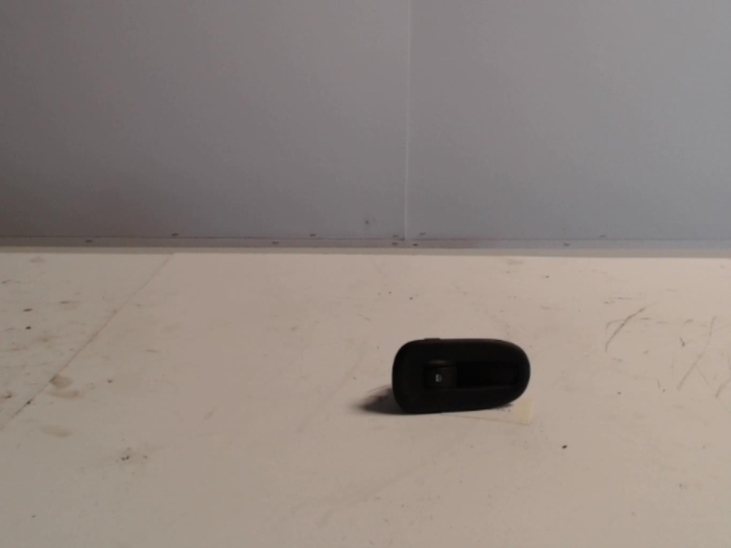 Interrupteur de leve vitre avant droit RENAULT MASTER 3  - 1