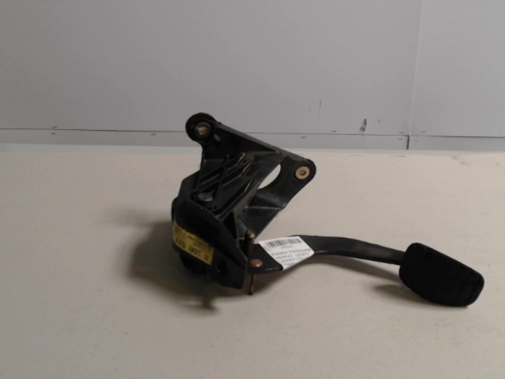 Pedale d'embrayage RENAULT LAGUNA 2 PHASE 2 BREAK Diesel - 1