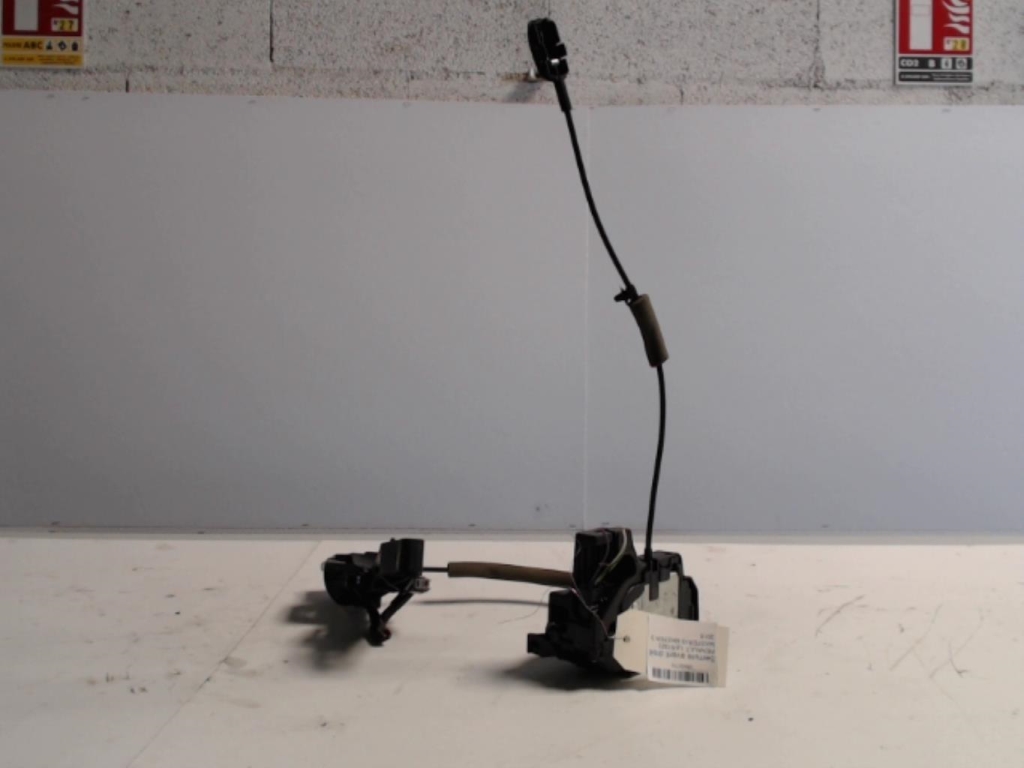 Serrure avant droit RENAULT MASTER 3  - 1