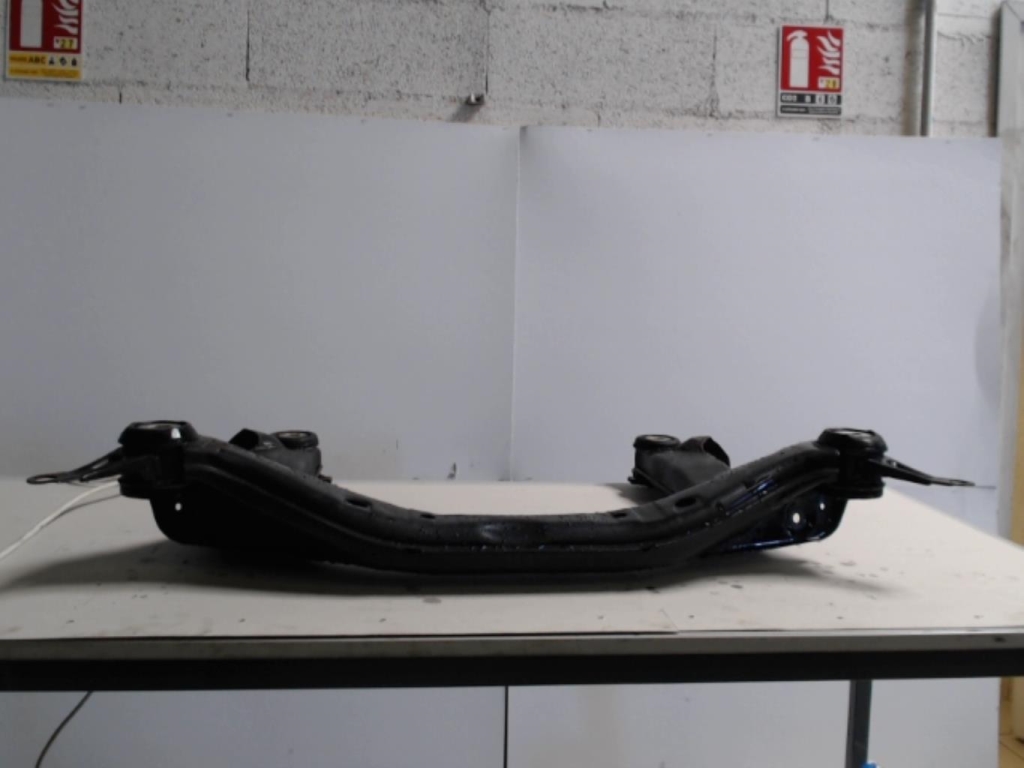 Berceau avant AUDI A4 2 PHASE 1 Diesel - 1