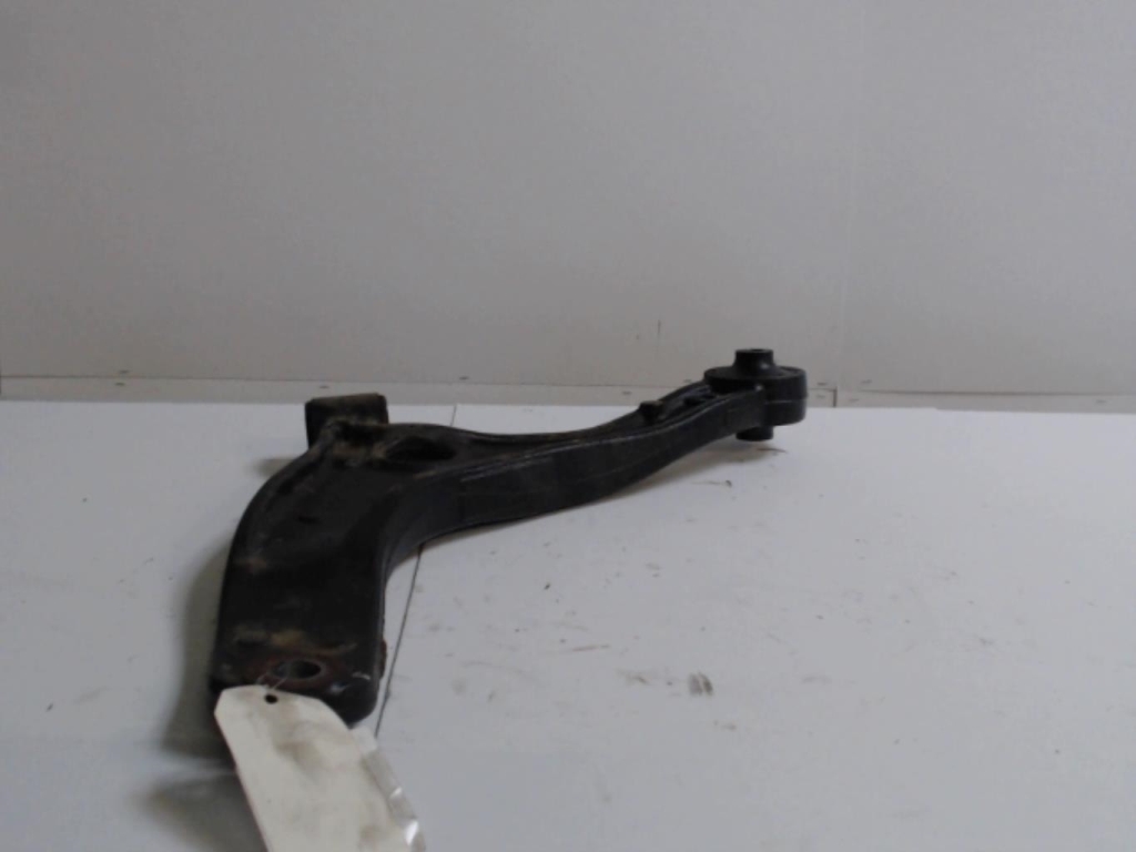 Bras inferieur avant gauche RENAULT MASTER 3  - 1