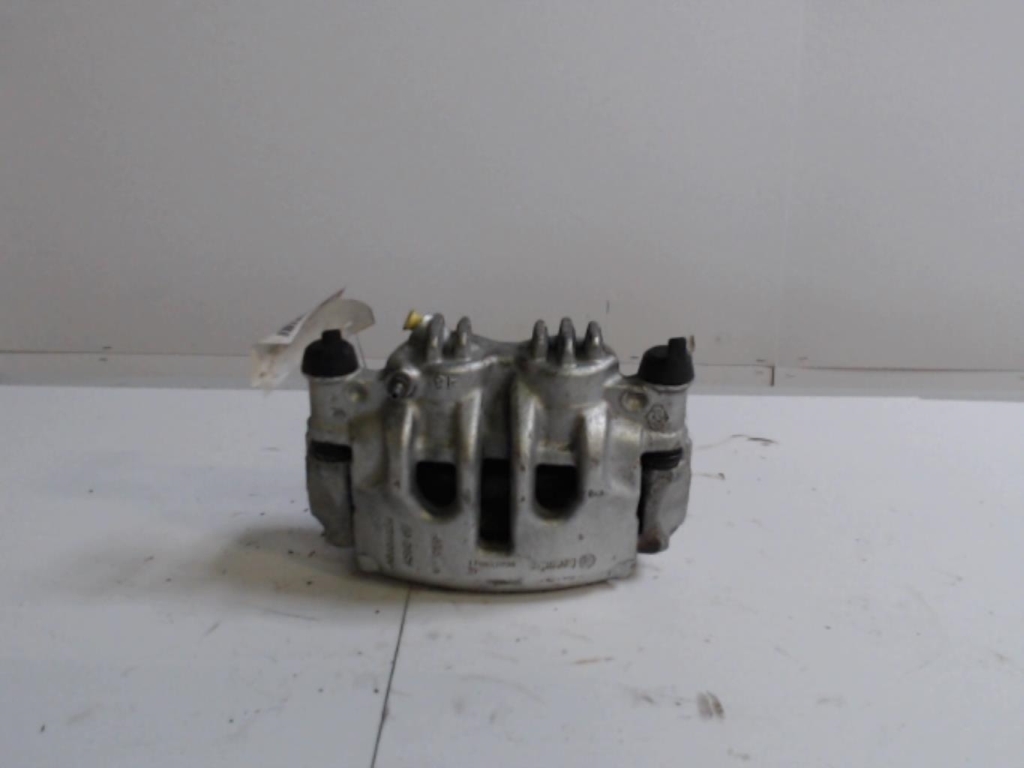 Etrier avant droit (freinage) RENAULT MASTER 3  - 1