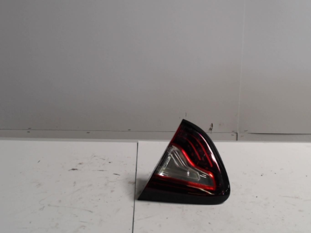 Feu arriere secondaire droit (feux) RENAULT CAPTUR 1 PHASE 2 Essence - 1