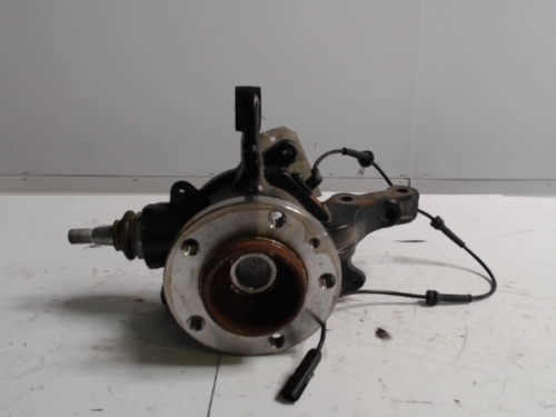 Fusee avant droit - OPEL 