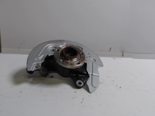 Fusee avant droit - PEUGEOT...