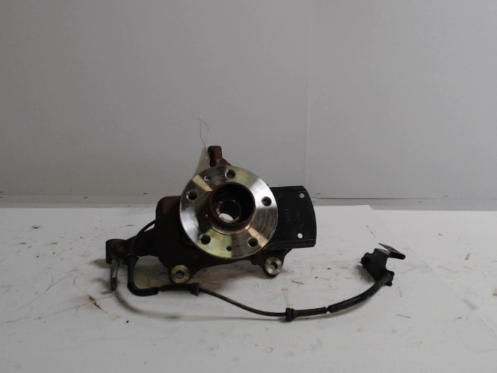 Fusee avant gauche RENAULT TRAFIC 3  - 1