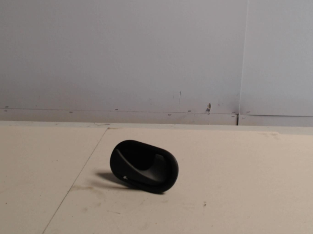 Poignee interieur avant droit RENAULT CLIO 3 PHASE 2 Diesel - 1