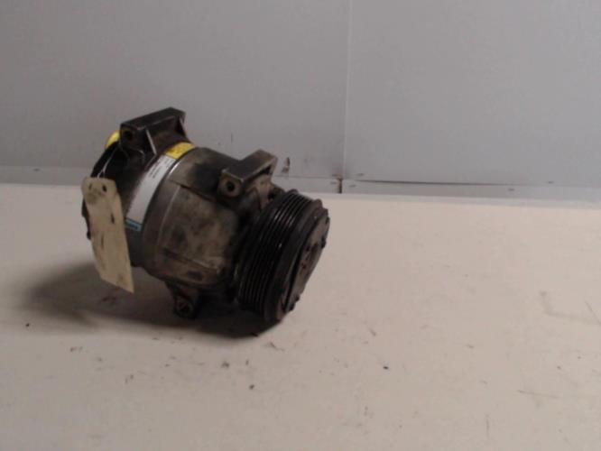 Compresseur clim - RENAULT...