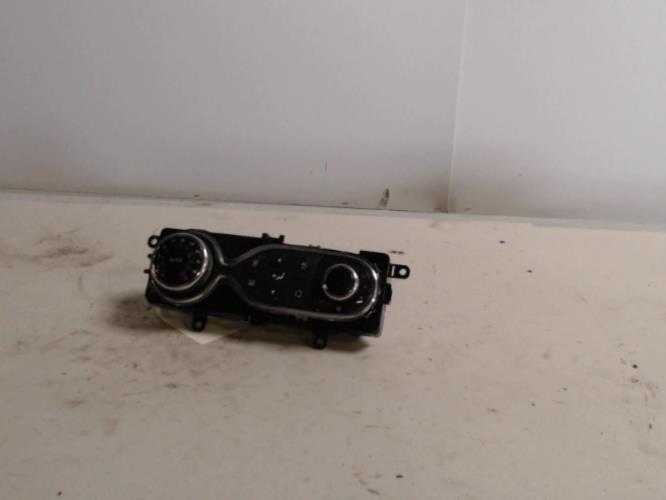 Commande chauffage - RENAULT 