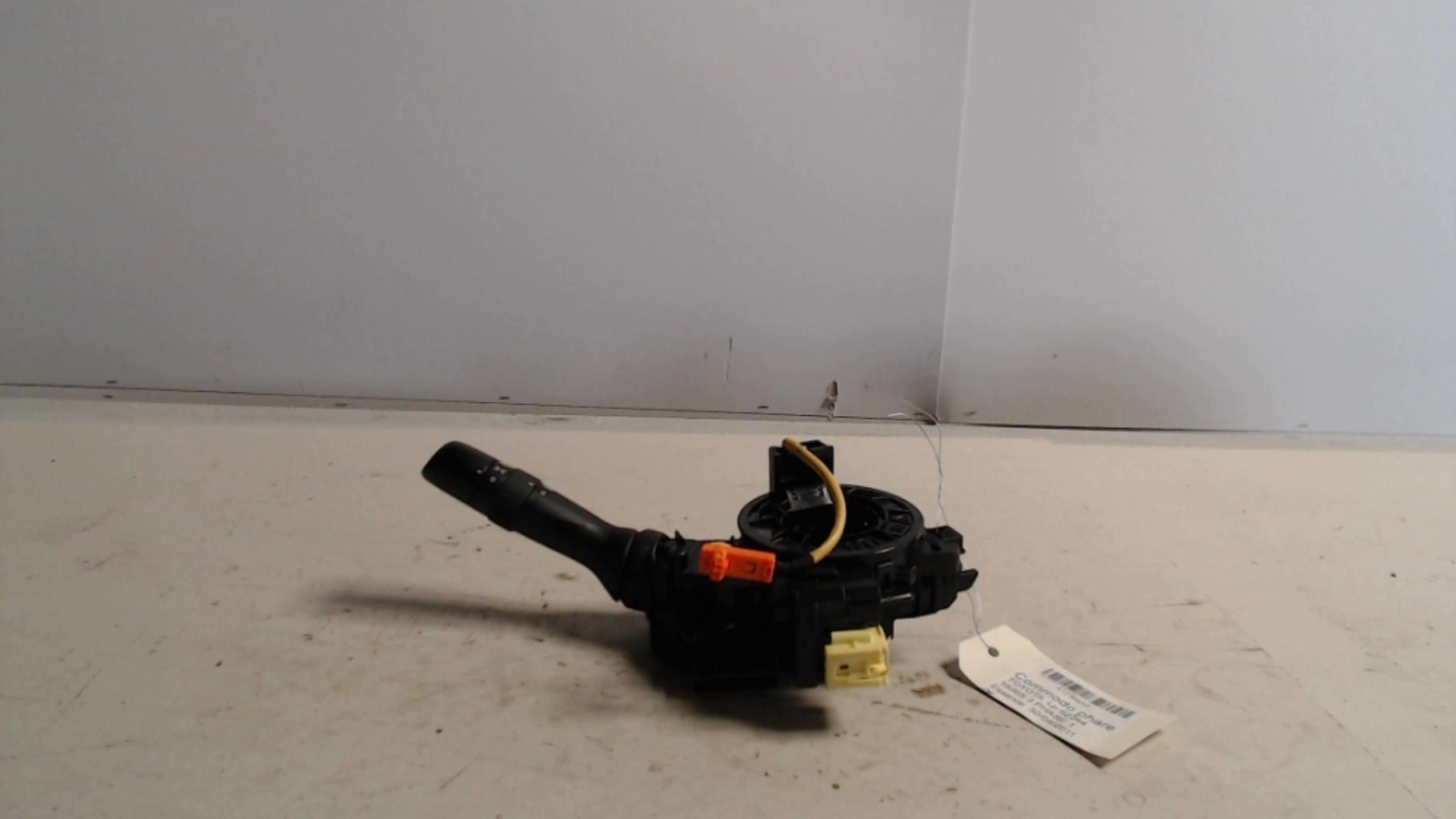 Commodo phare TOYOTA YARIS 3 PHASE 1 Essence - 1