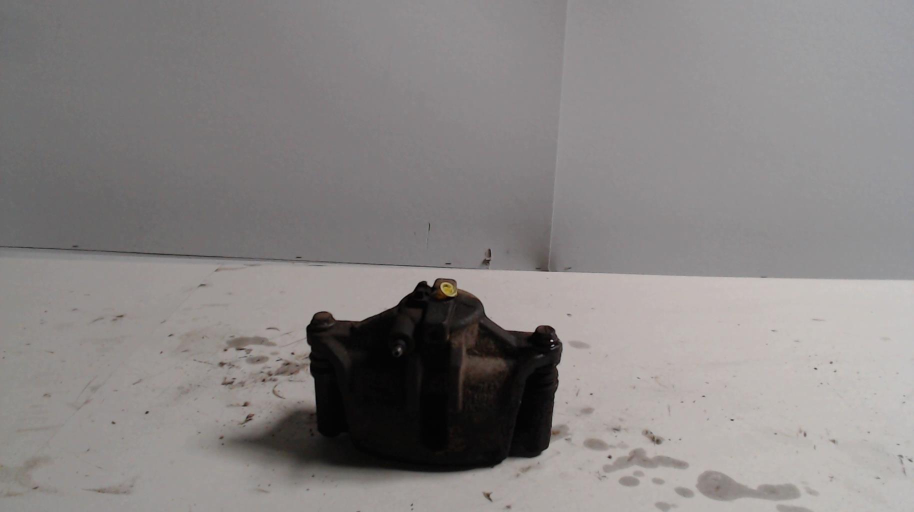 Etrier avant droit (freinage) SUZUKI IGNIS 2 Essence - 1