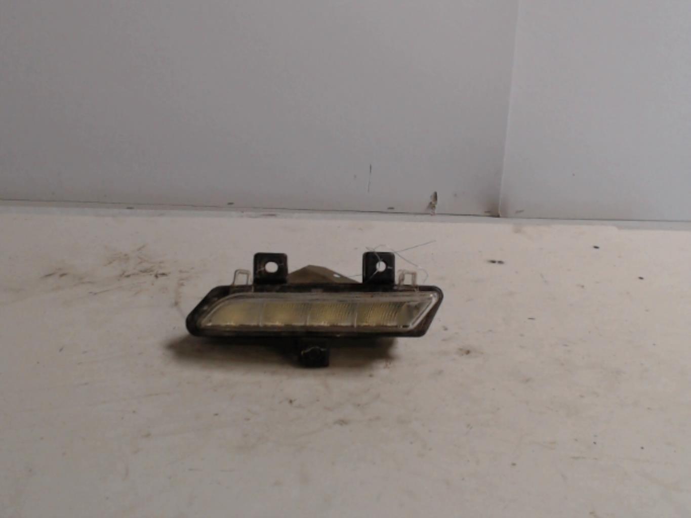 Feu diurne avant droit RENAULT CAPTUR 1 Essence - 1