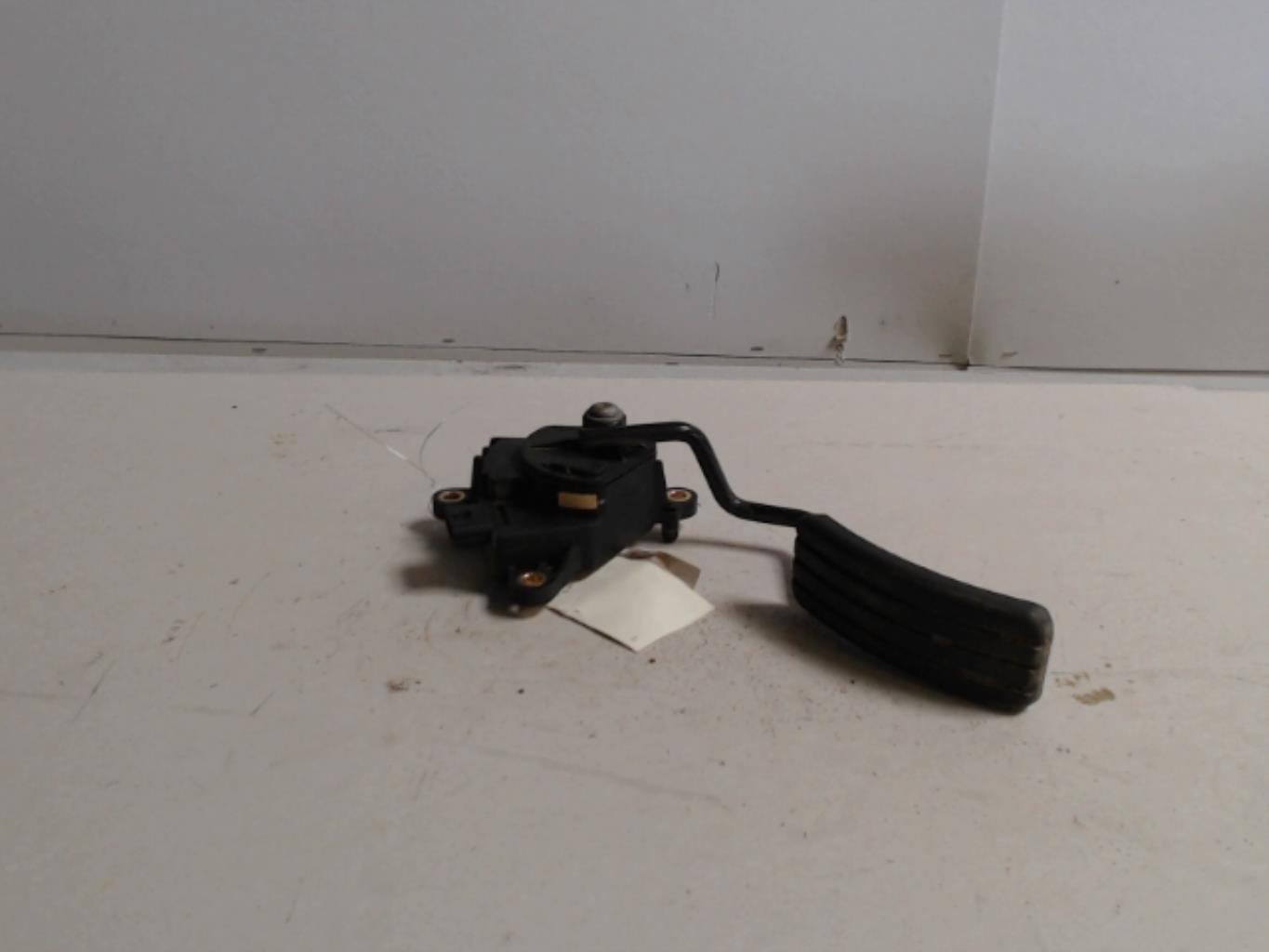 Pedale d'accelerateur RENAULT CLIO 3 PHASE 1 Diesel - 1