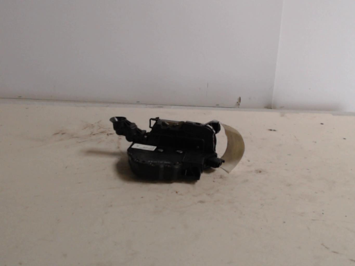 Serrure avant gauche RENAULT CAPTUR 1 Essence - 1