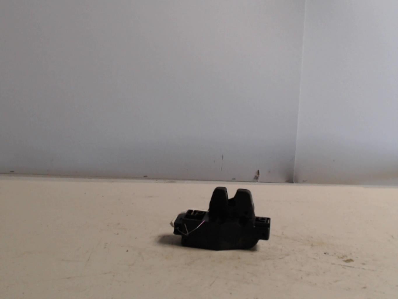 Serrure de hayon CITROEN C5 1 PHASE 1 Diesel - 1