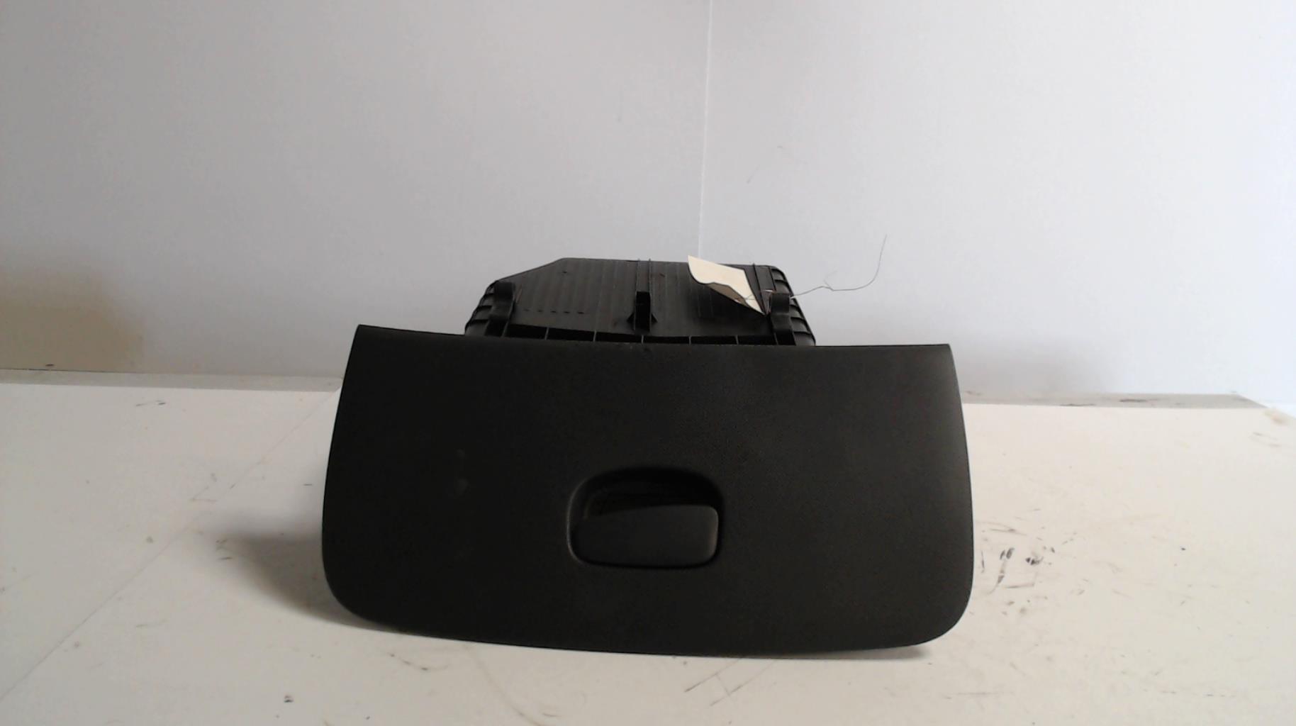 Boite a gants RENAULT CLIO 4  - 1