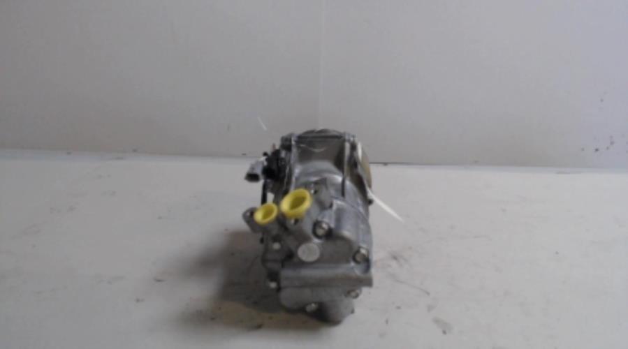 Compresseur clim - RENAULT 