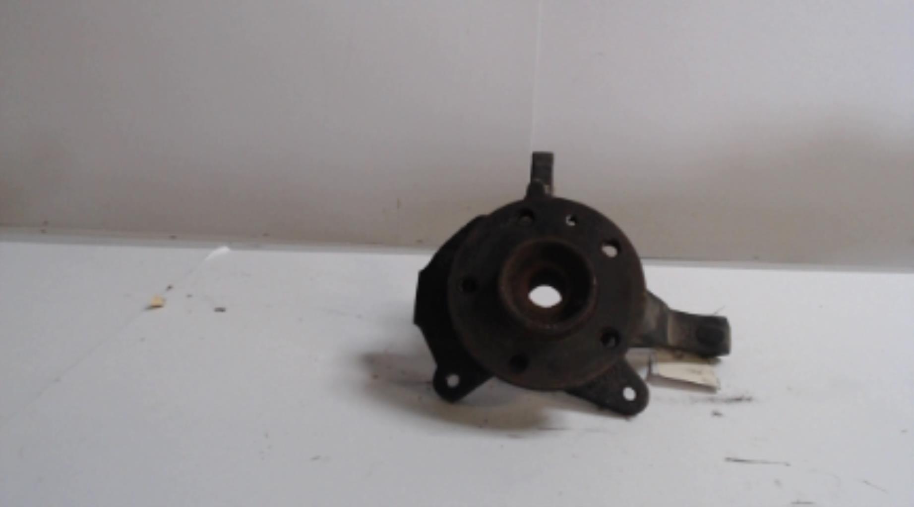Fusee avant droit NISSAN PRIMASTAR 1 PHASE 1 Diesel - 1
