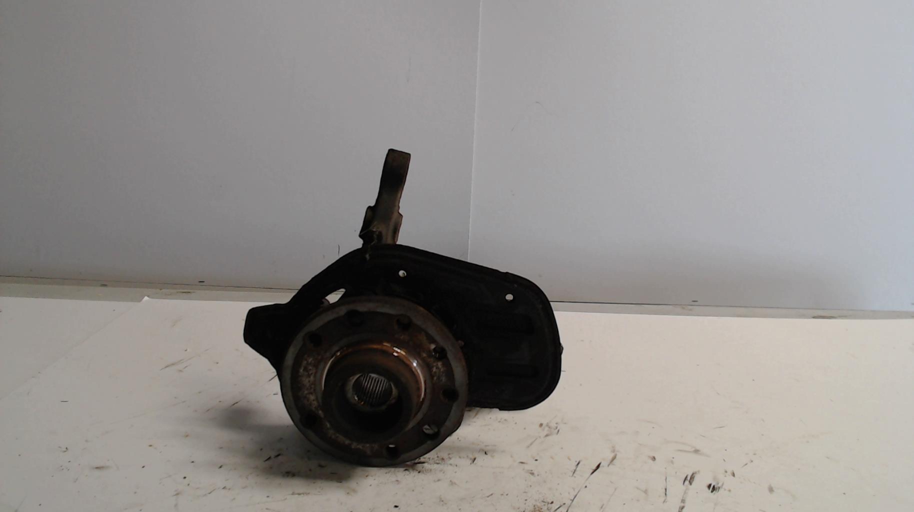 Fusee avant droit OPEL MERIVA A PHASE 2 Diesel - 1