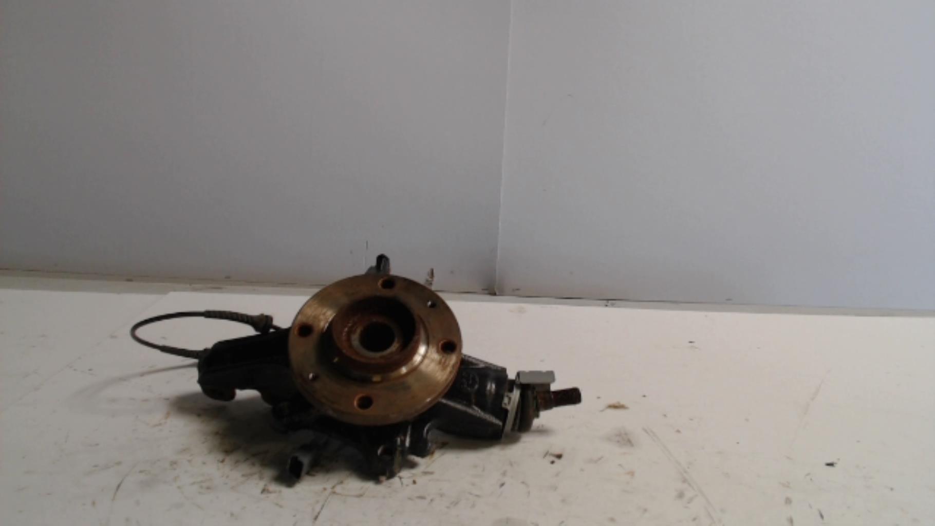 Fusee avant gauche CITROEN C4 2  - 1
