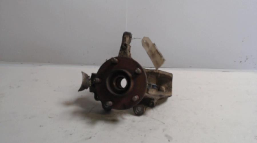 Fusee avant gauche - FORD...