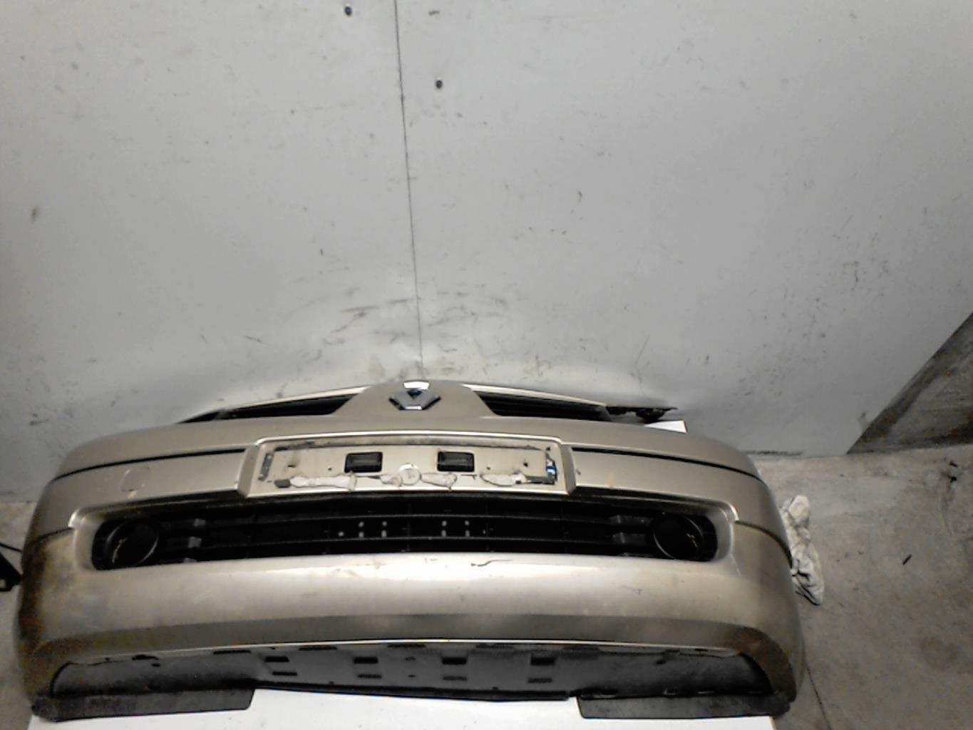 Pare choc avant RENAULT MEGANE 2 PHASE 1 CABRIOLET Essence - 1
