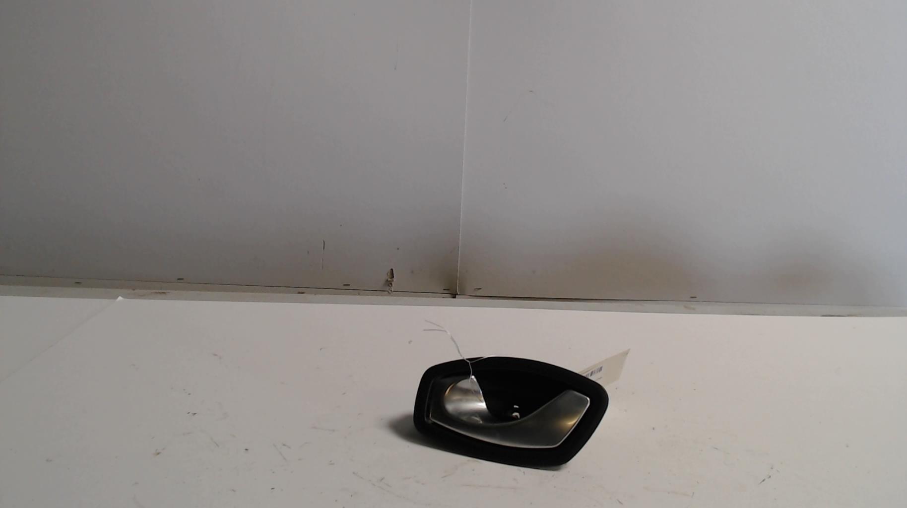 Poignee interieur arriere gauche RENAULT CLIO 4  - 1