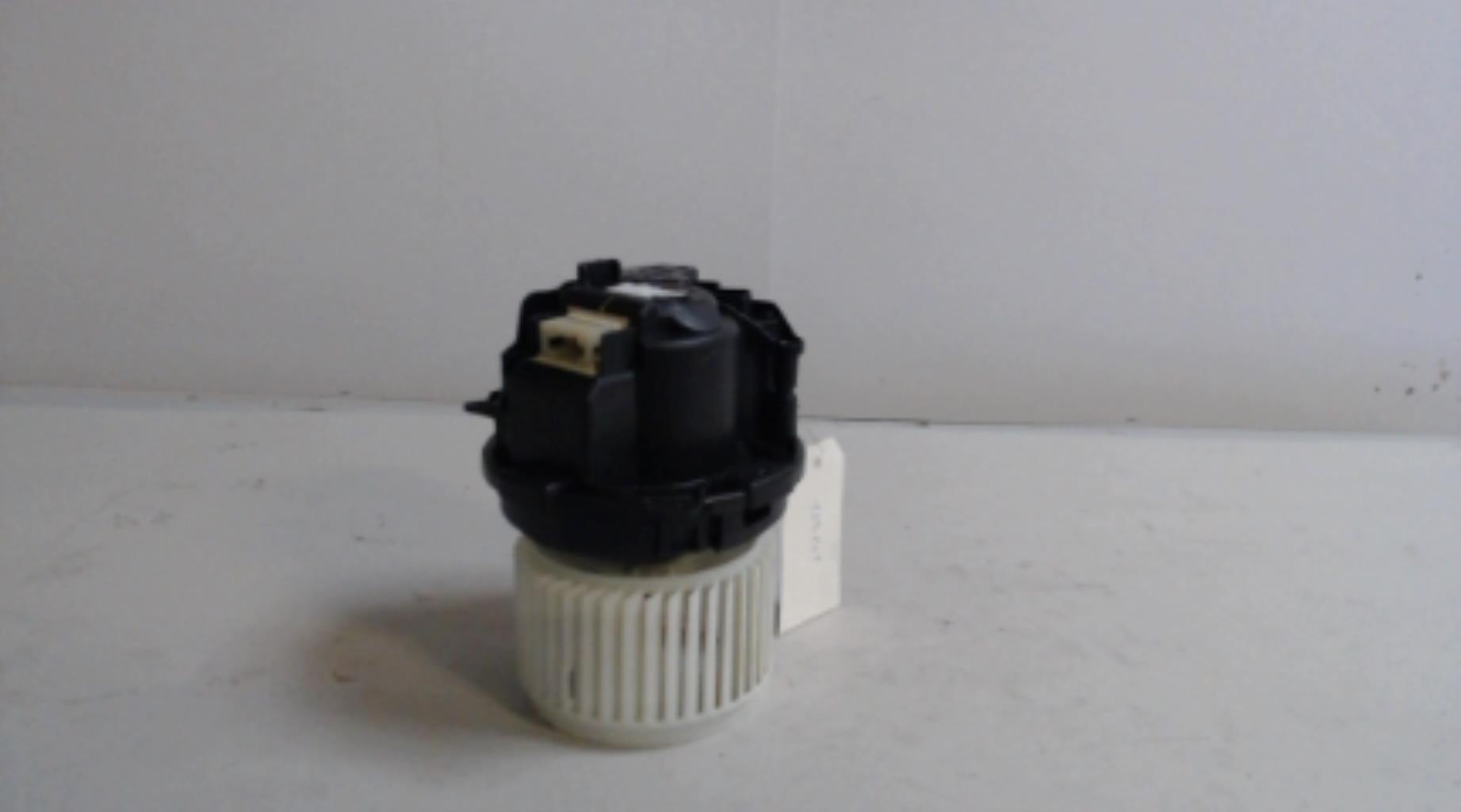 Ventilateur chauffage RENAULT CLIO 5  - 1